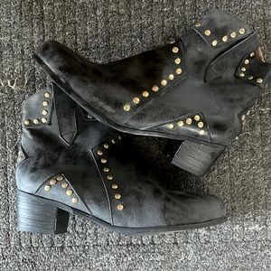 Western/Pop Heeled Boot